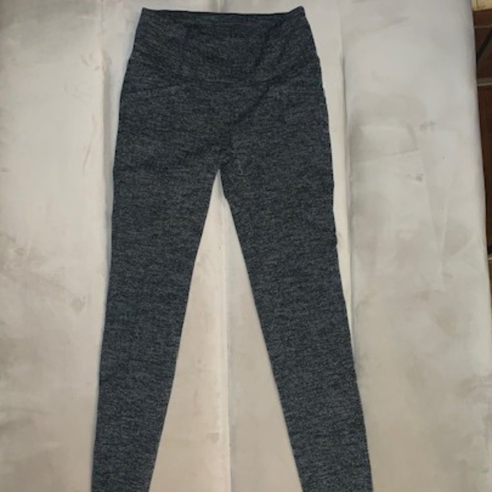 Athleta Houndstooth Legging